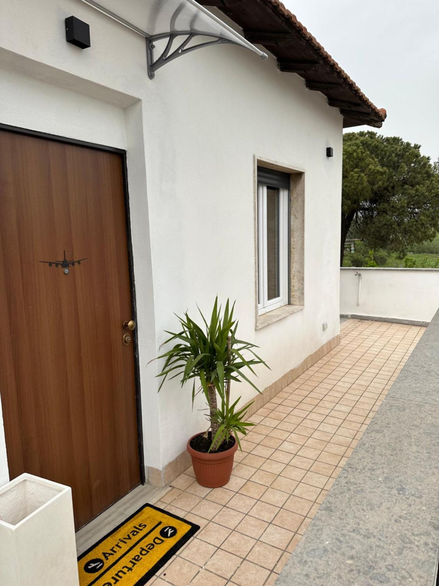 Fcoairporthouse Appartement Fiumicino Buitenkant foto
