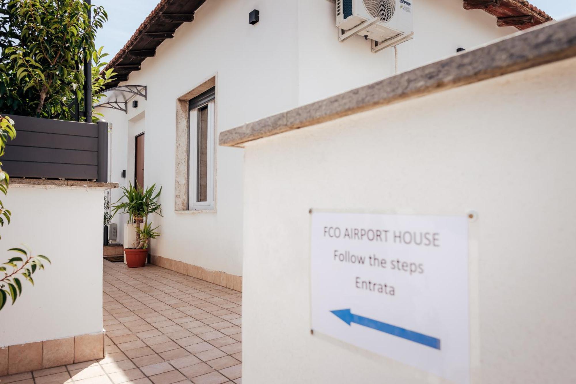 Fcoairporthouse Appartement Fiumicino Buitenkant foto