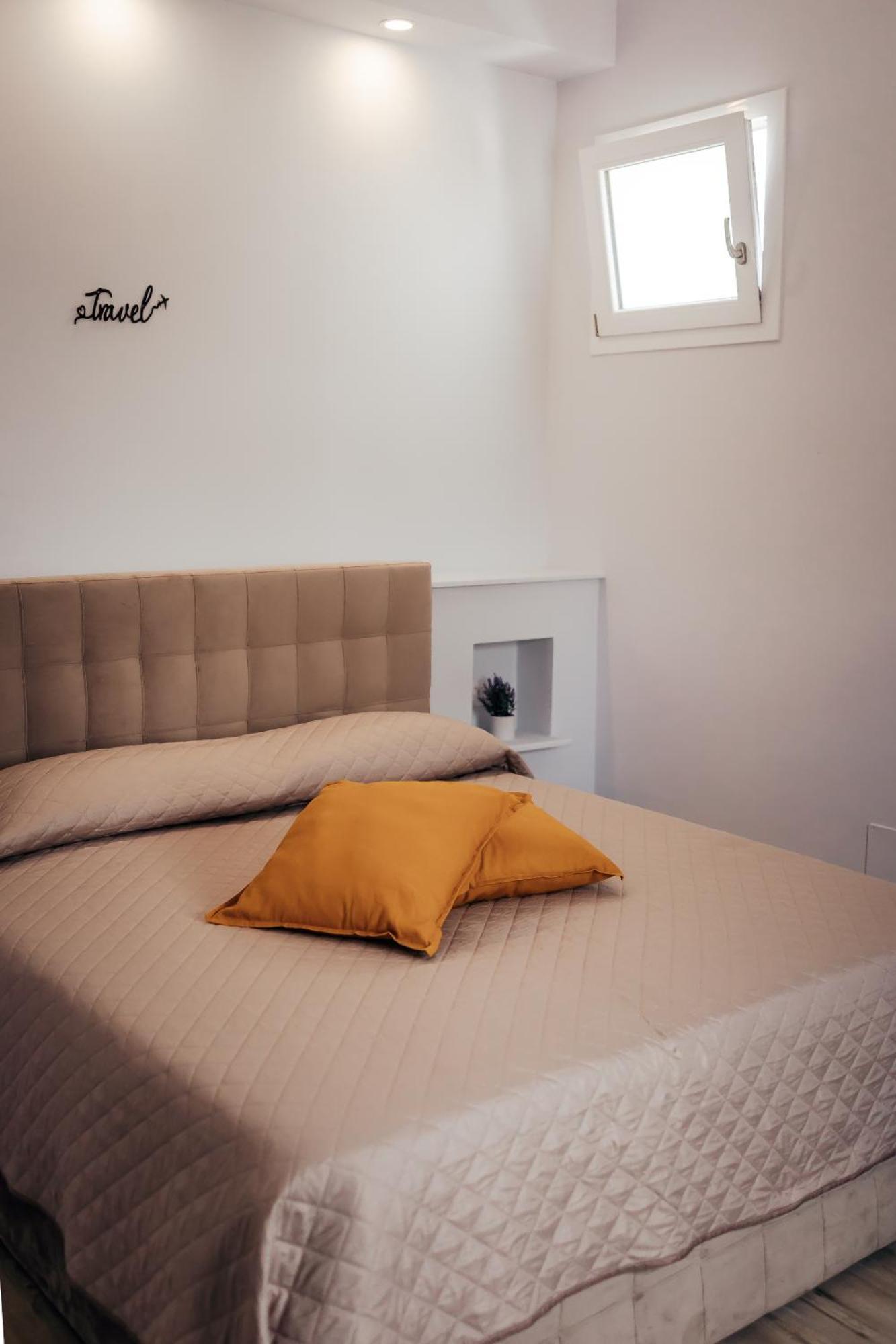 Fcoairporthouse Appartement Fiumicino Buitenkant foto